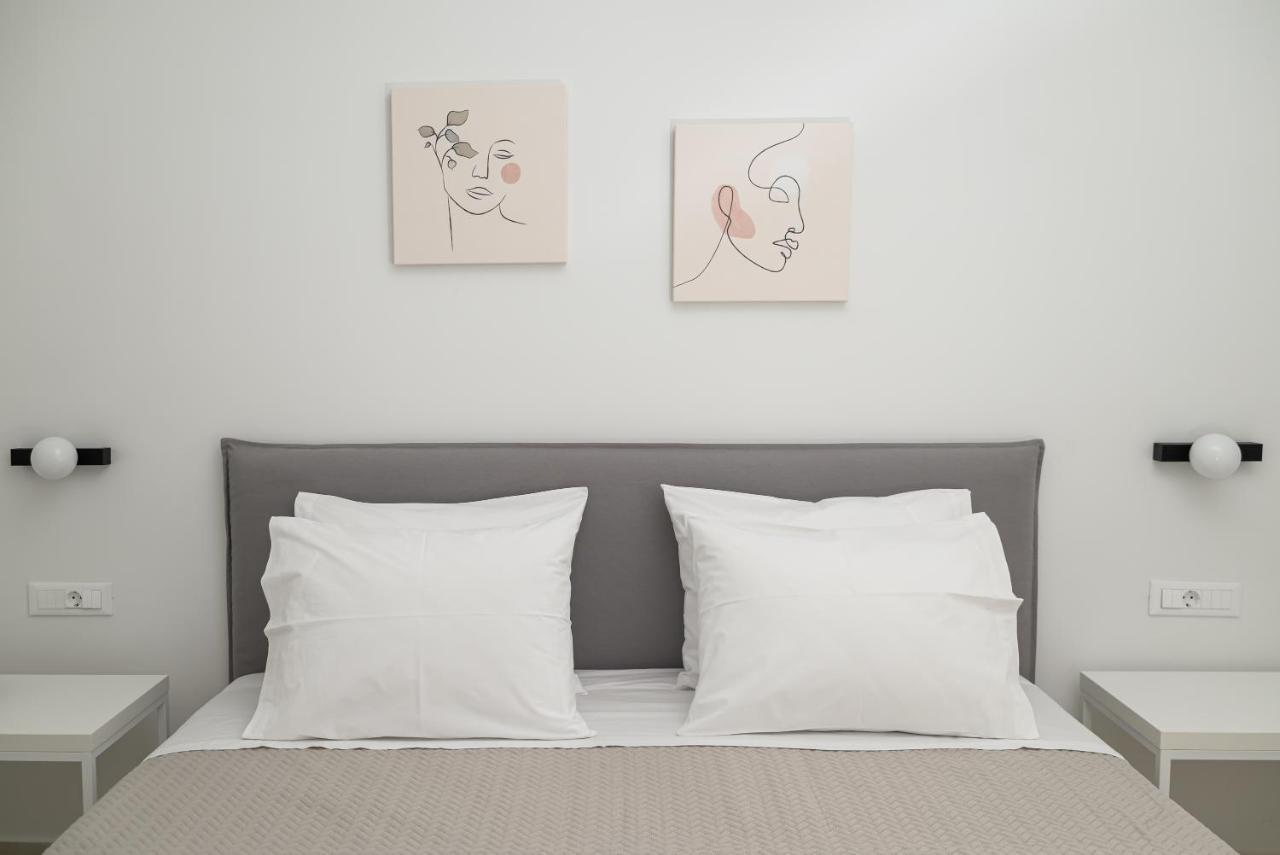 The H Experience - Eclectic Spacious Apartment Near Venetian Castle - 2 Ираклио Екстериор снимка
